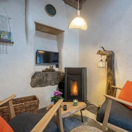 Tiny Gus Holiday home *