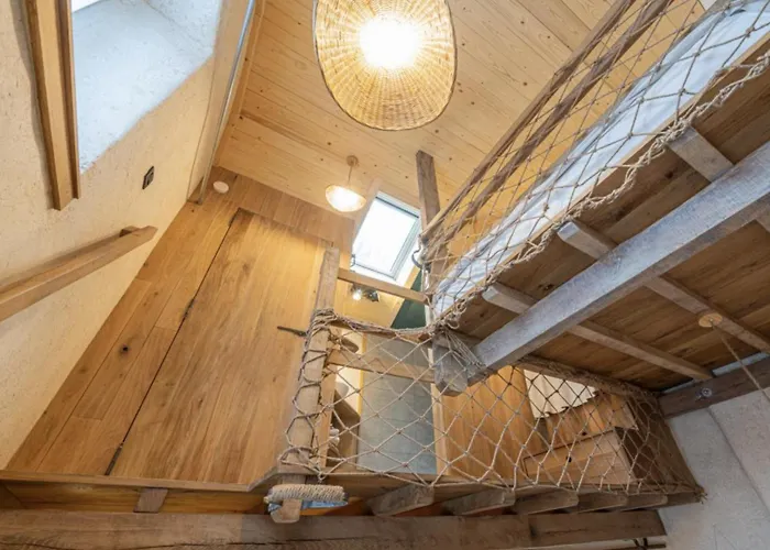 Semesterbostad Tiny Gus Manhay